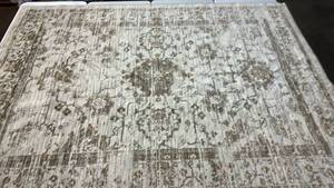 lot 2015 image: Threshold 7x10 Area Rug. Color Ivory.