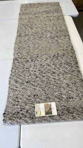 lot 3015 image: Threshold Runner, 24x7