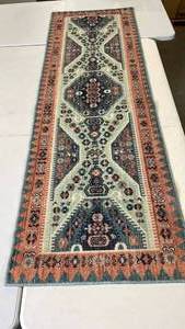 lot 3033 image: Opalhouse Runner, 26x 7
