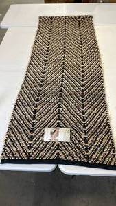 lot 3036 image: Threshold Runner, 28x84