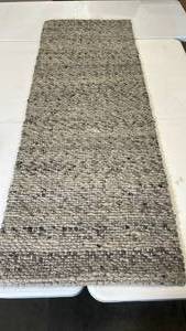 lot 3053 image: Threshold Runner, 28x84