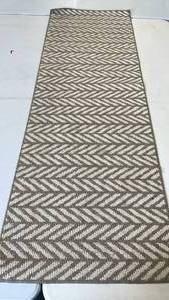 lot 3056 image: Threshold Runner, 24x84
