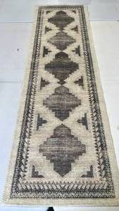 lot 3070 image: Threshold Runner, 24x84