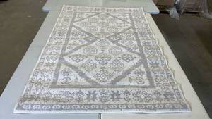 lot 3098 image: Area Rug, 4x6