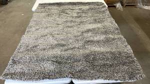 lot 3105 image: Area Rug, 5x66