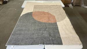 lot 3106 image: Threshold Area Rug, 5x7