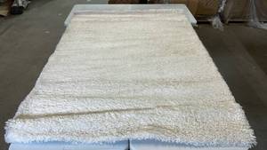 lot 3112 image: Threshold Area Rug, 51x611