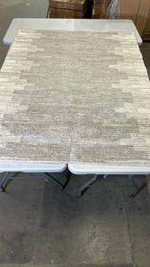 lot 3125 image: Threshold Area Rug, 5x7