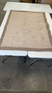 lot 3145 image: Area Rug, 4x56