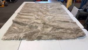 lot 8041 image: Threshold 7x10 Tan Eyelash Shag Area Rug