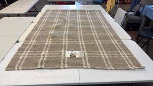 lot 8043 image: Threshold Studio McGee 5x7 Handwoven Area Rug