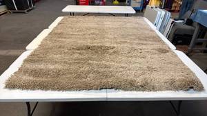 lot 8078 image: Threshold 5x7 Oatmeal Eyelash Shag Area Rug