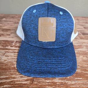 lot 87 image: Kansas City Royals MLB Mesh Back Cap