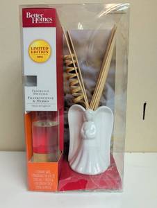 lot 16924 image: Better Homes and Gardens 2012 Limited Edition Frankincense & Myrrh Diffuser