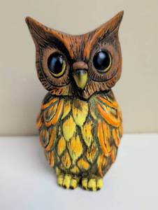 lot 16926 image: Decorative Ceramic Owl FigurePlanter