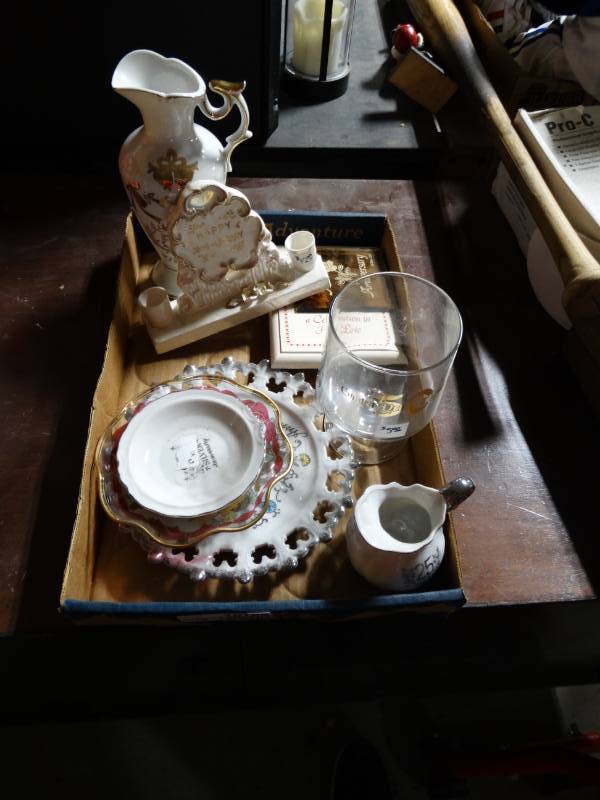 lot 10185 image: Lot of Misc. Anniversary Themed Items