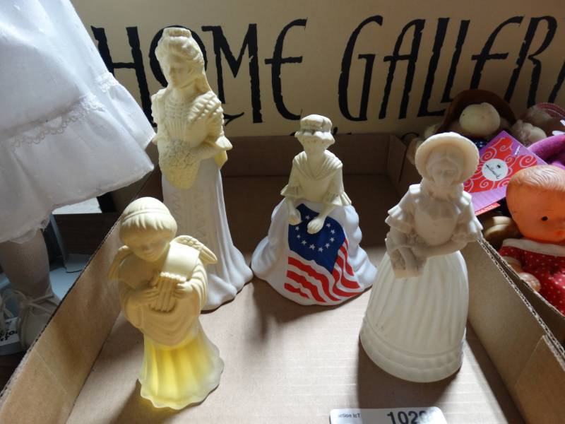 lot 10200 image: 4 Avon Fashion Figurines
