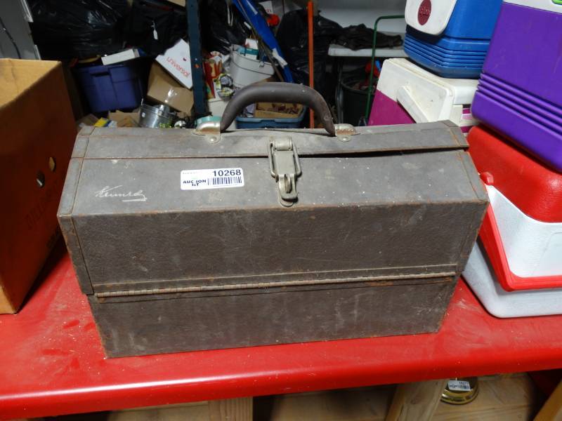 lot 10268 image: kennedy tool box
