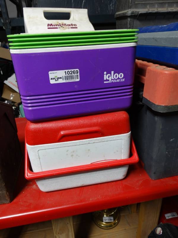 lot 10269 image: lot of 4 small coolers