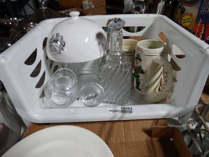 lot 10293 image: Lot of Misc. glassware