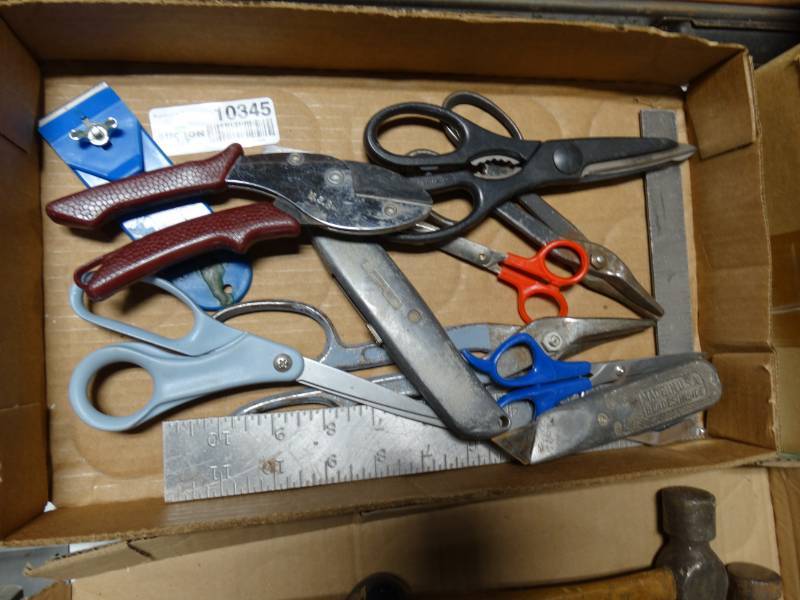 lot 10345 image: lot of snips