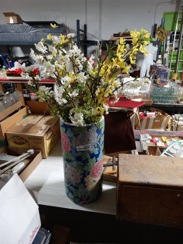 lot 10355 image: large floral water color case