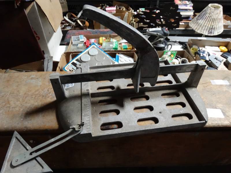 lot 10361 image: tile saw