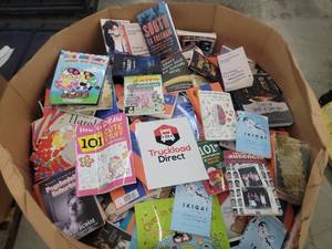 lot 56698 image: Mixed Book Pallet Raw untouched books
