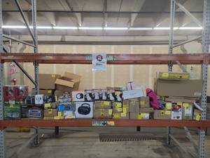 lot 60656 image: MIXED PALLET UNCLAIMED  UNLISTED  MYSTERY GOODS