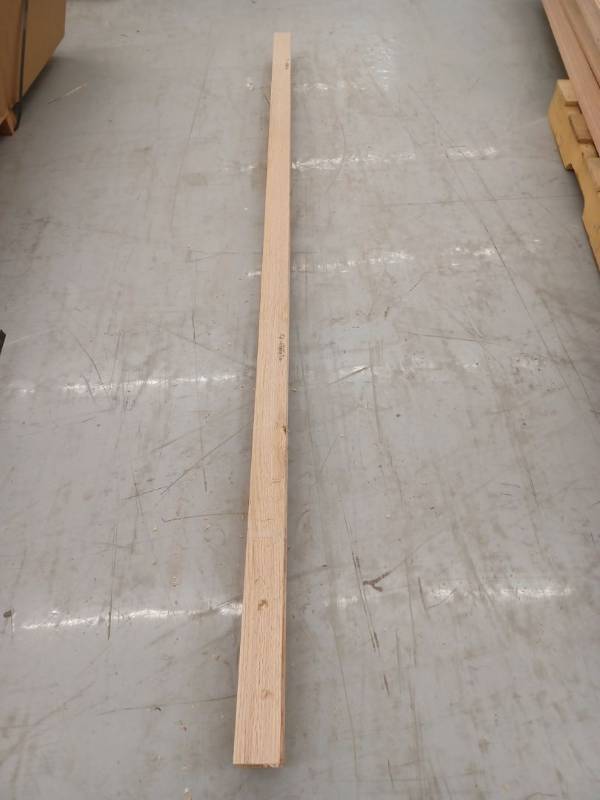 lot 4031 image: 10 Pieces Oak Casing, 7ft L x 2 516 H, 70 Linear Feet