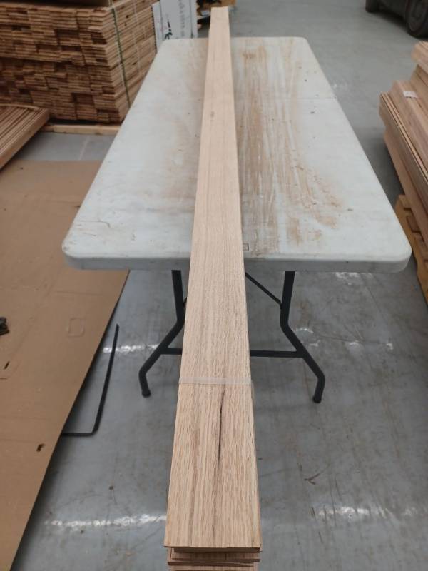 lot 4082 image: 10 Pieces Oak Base, 8ft L x 3 14 H, 80 Linear Feet