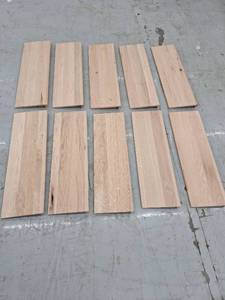 lot 39359 image: 10- 36 Inch Oak Stair Treads