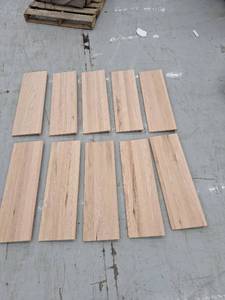 lot 39366 image: 10- 36 Inch Oak Stair Treads