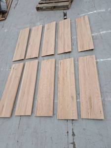 lot 39372 image: 10- 42 Inch Oak Stair Treads