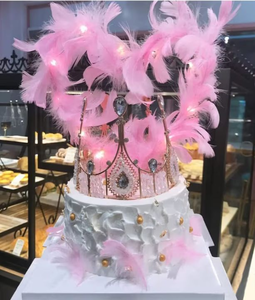 lot 2000 image: LED Pink Feather Cake Topper