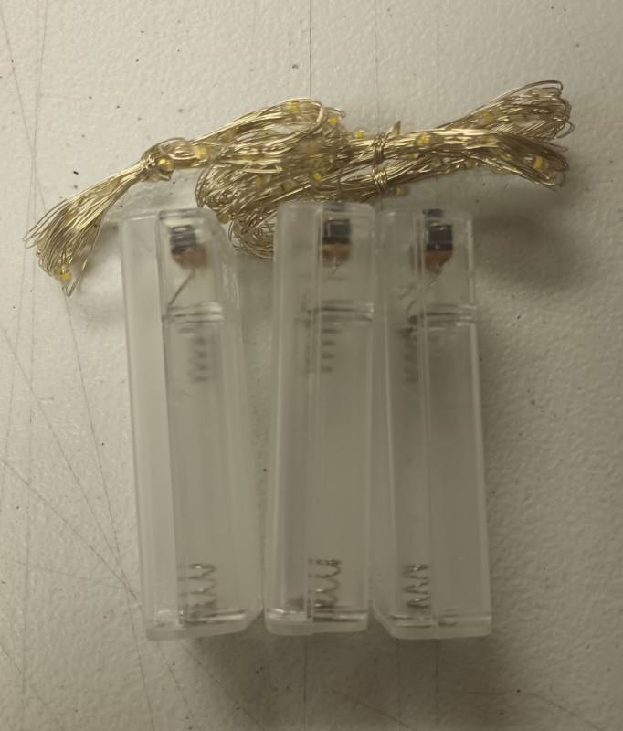 lot 807 image: LED String Light Battery Pack