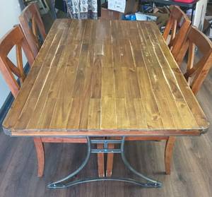 Banquet Table with 4 X-Back Chairs