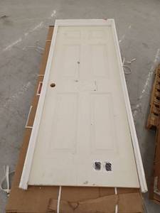 lot 25183 image: Interior Door With Frame Approximately 81 58 Inch Tall x 31 38 Inch