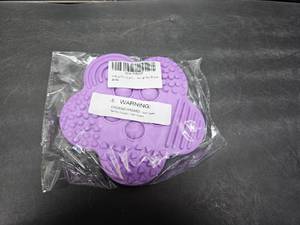 lot 6612 image: Fidget Toys Sensory Fidget Toys (Purple)