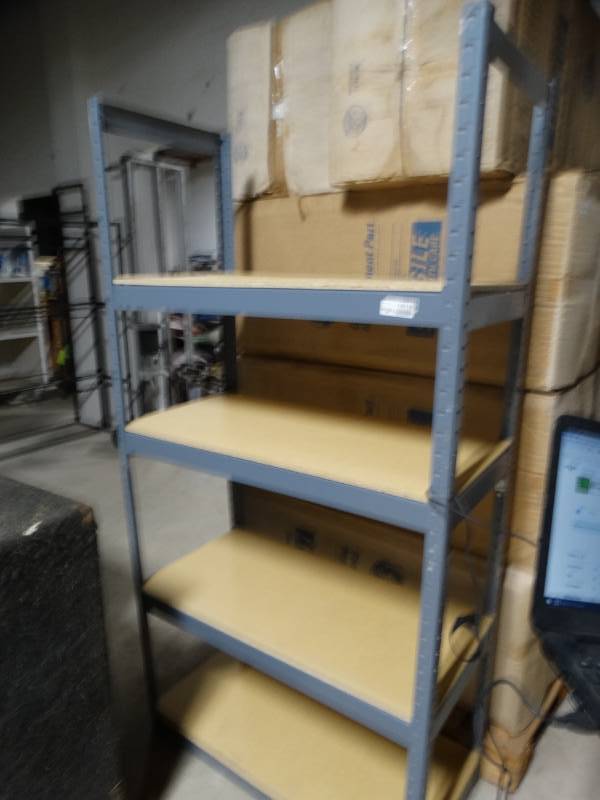 lot 14118 image: 4 shelf metal shelving unit