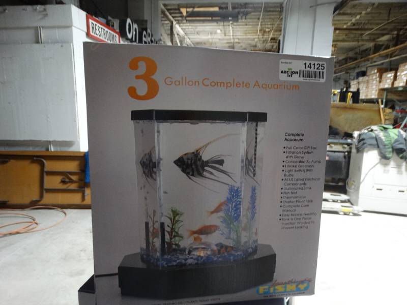 lot 14125 image: 3 gallon complete aquarium in box
