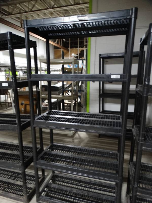 lot 14142 image: 5 shelf plastic shelf unit