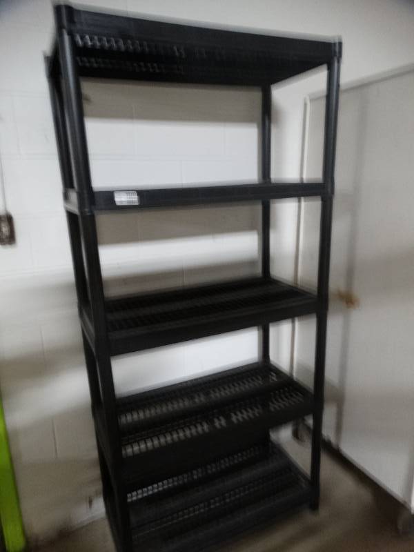 lot 14145 image: 5 shelf plastic shelf unit
