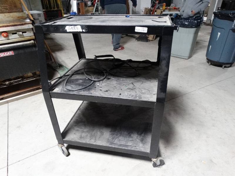 lot 14171 image: 3 shelf metal cart on wheels.