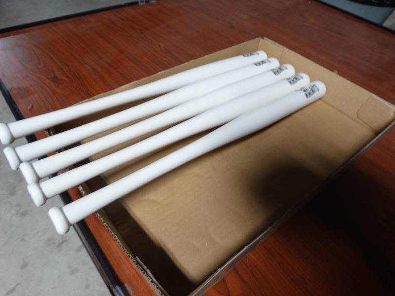 lot 14181 image: 5 Wichita Wingnuts 18 mini baseball bats.