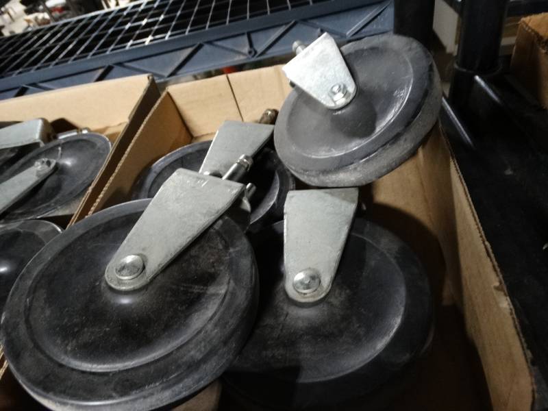 lot 14185 image: 4- 5 caster wheels.