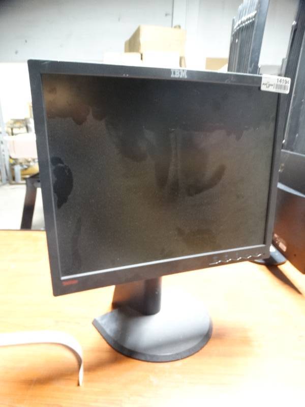 lot 14194 image: IBM computer monitor. turn screen.