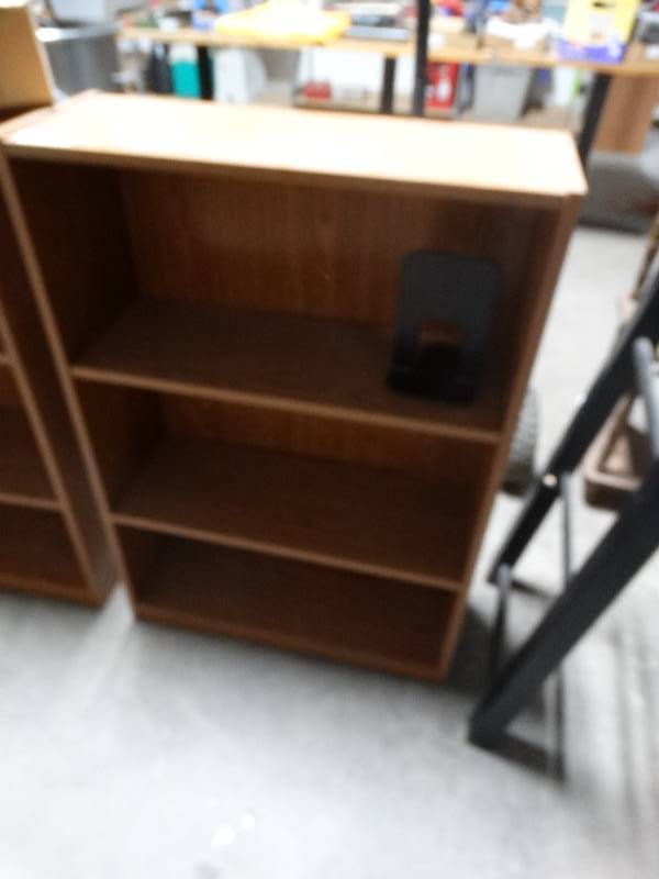 lot 14273 image: Bookshelf- 3 shelf