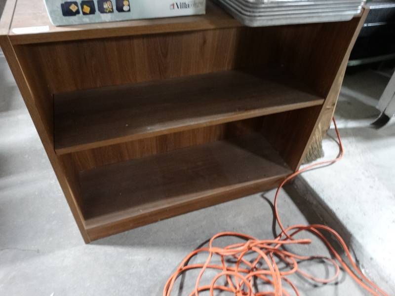 lot 14301 image: Bookshelf