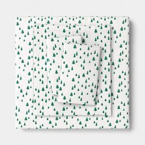 lot 5335 image: Queen Christmas Holiday Flannel Sheet Set Tree Scene - Wondershop - Retail $35